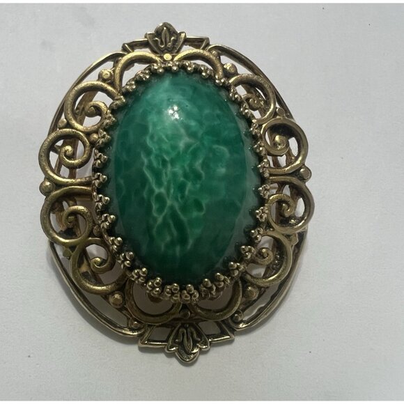 Vintage Green Slag Glass Brooch Victorian Style Ornate Gold Filigree Pin Combo - Picture 1 of 7